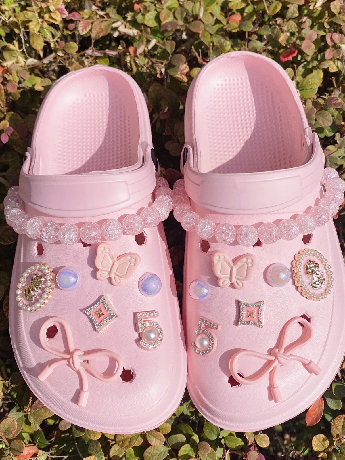 16 fashionable pink (bow, dot diamond 5, small butterfly, broken bead chain) shoe buckle DIY decorations, multi-functional shoe