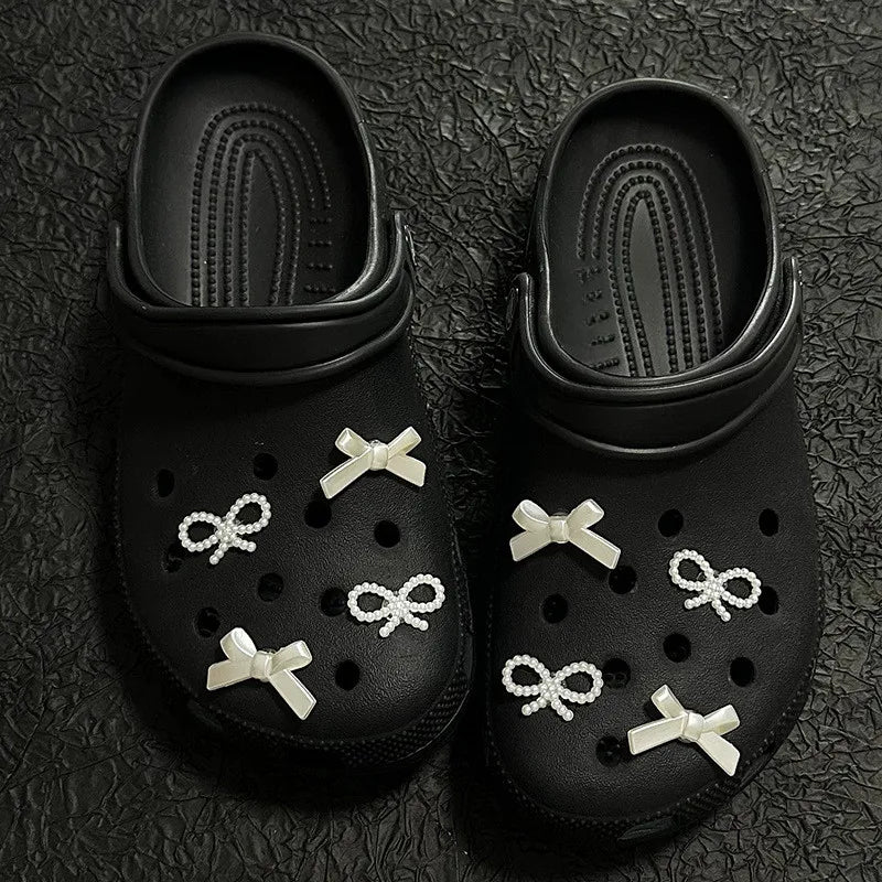 Whole Set Hot Sale DIY Hole Shoes Charms for Cute Cartoon Handmade Charms Designer Quality Garden Shoe Decoration Girl Gift